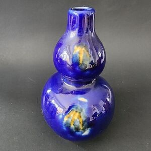 Chinese cobalt flambe glazed porcelain double gourd small vase